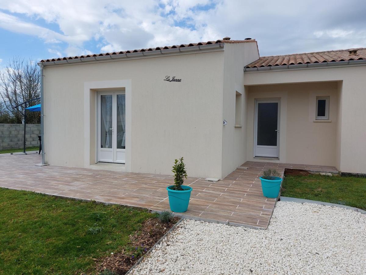 La Janne - Maison Avec Jardin Saujon Luaran gambar
